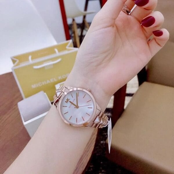 Michael Kors Runway MK6671 - Montre à Quartz pour Femme - Rose Gold – Image 10