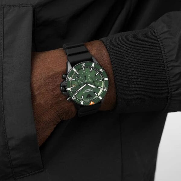 Emporio Armani Diver - Montre Chronographe 10 ATM pour Homme - Vert – Image 13